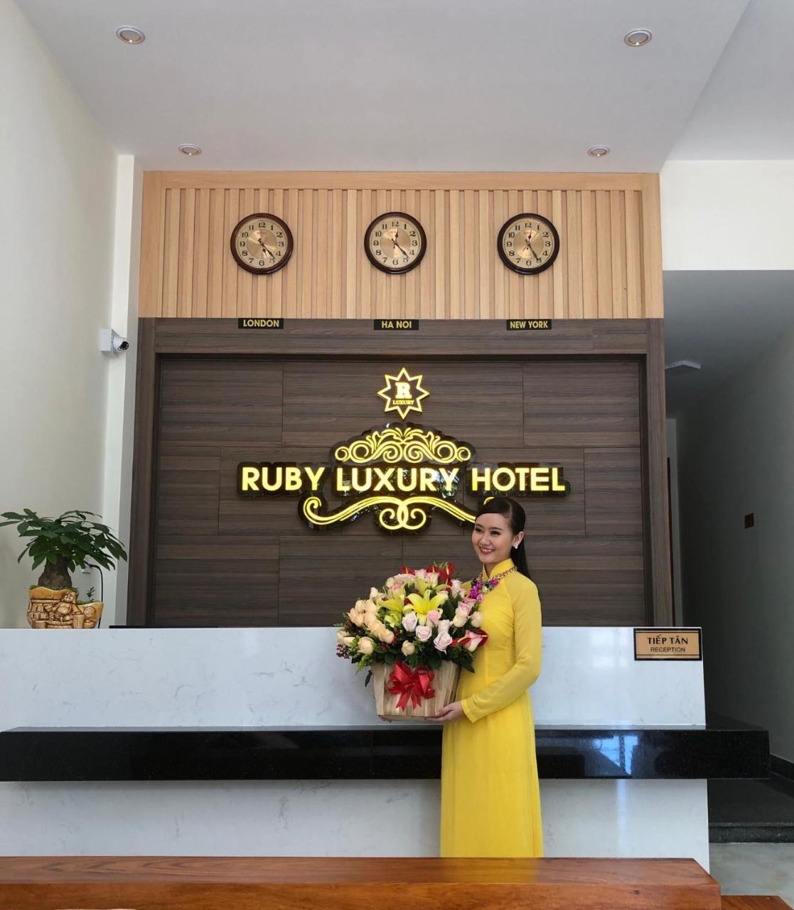 Ruby Luxury Hotel Куинён Экстерьер фото
