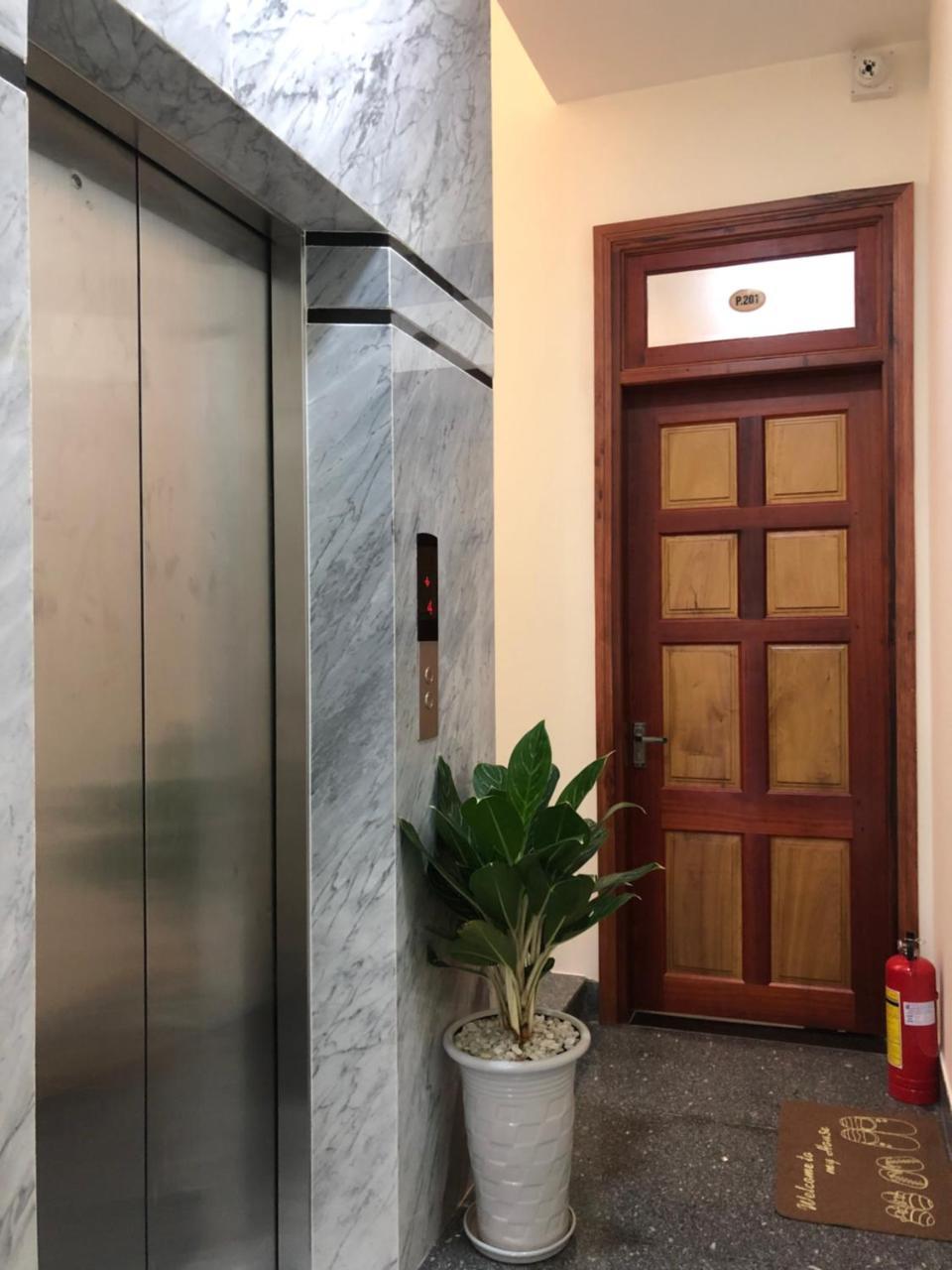 Ruby Luxury Hotel Куинён Экстерьер фото