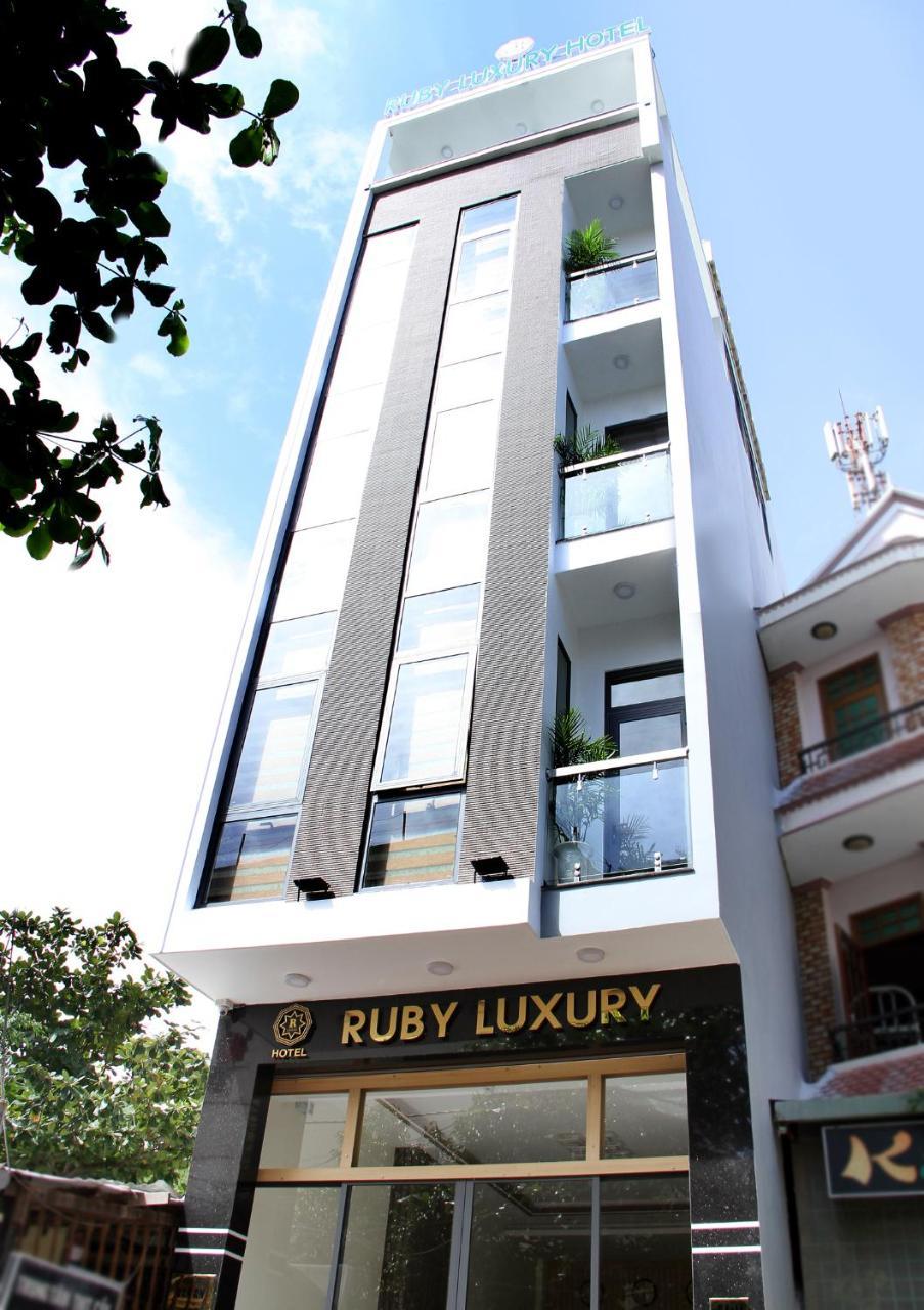 Ruby Luxury Hotel Куинён Экстерьер фото